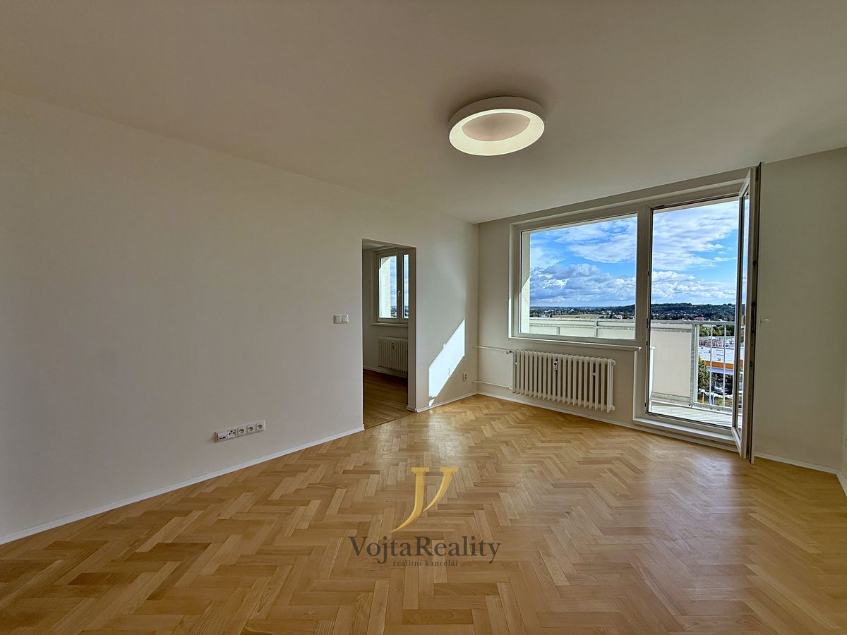 Pronájem bytu 3+1 60 m² – fotografie 4