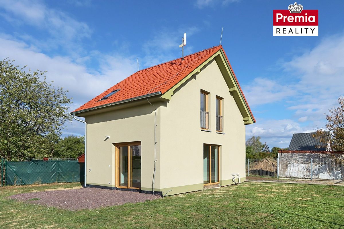 Prodej rodinného domu 72 m², pozemek 707 m² – fotografie 4