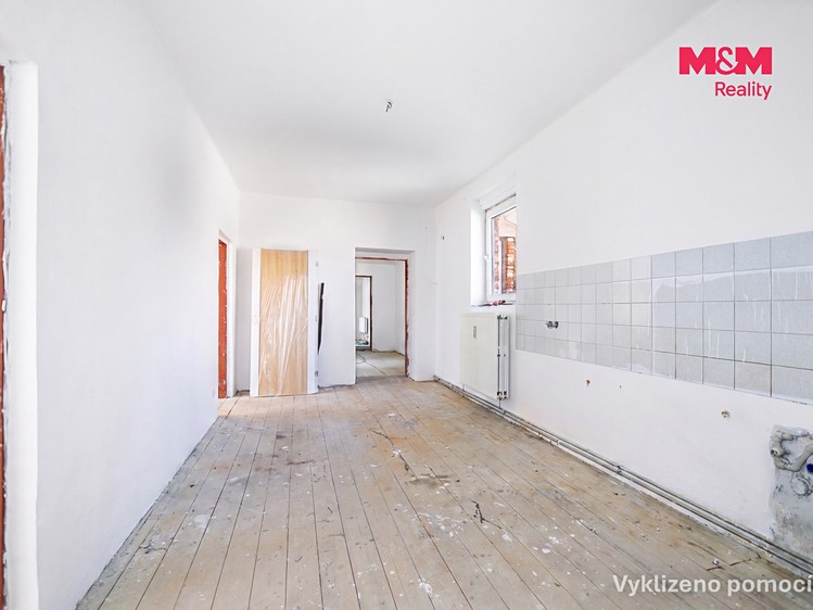 Prodej komerčního prostoru, 1 300 m² (10 z 28)