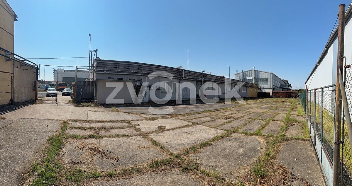 Pronájem pozemku 1175 m²