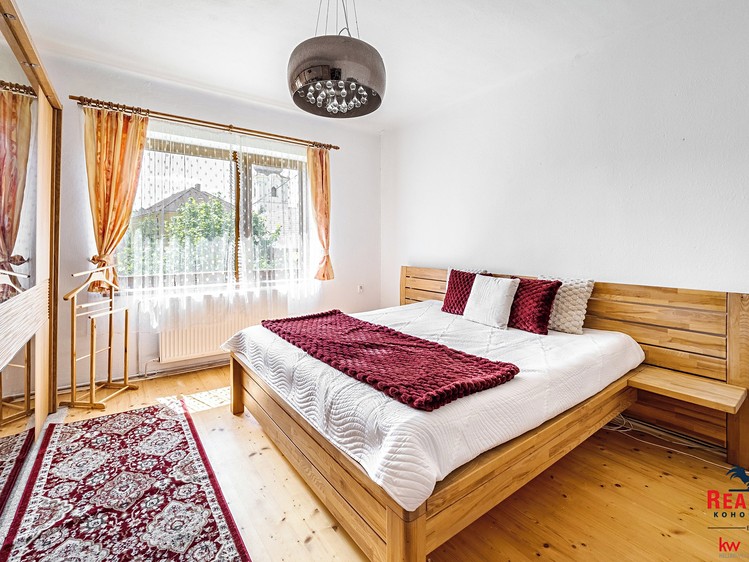 Будинок на продаж, 240 м² (10 з 39)