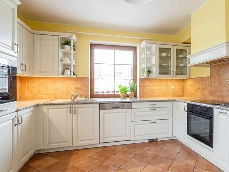 Prodej vily 438 m², pozemek 1025 m², Praha – náhled fotky 2