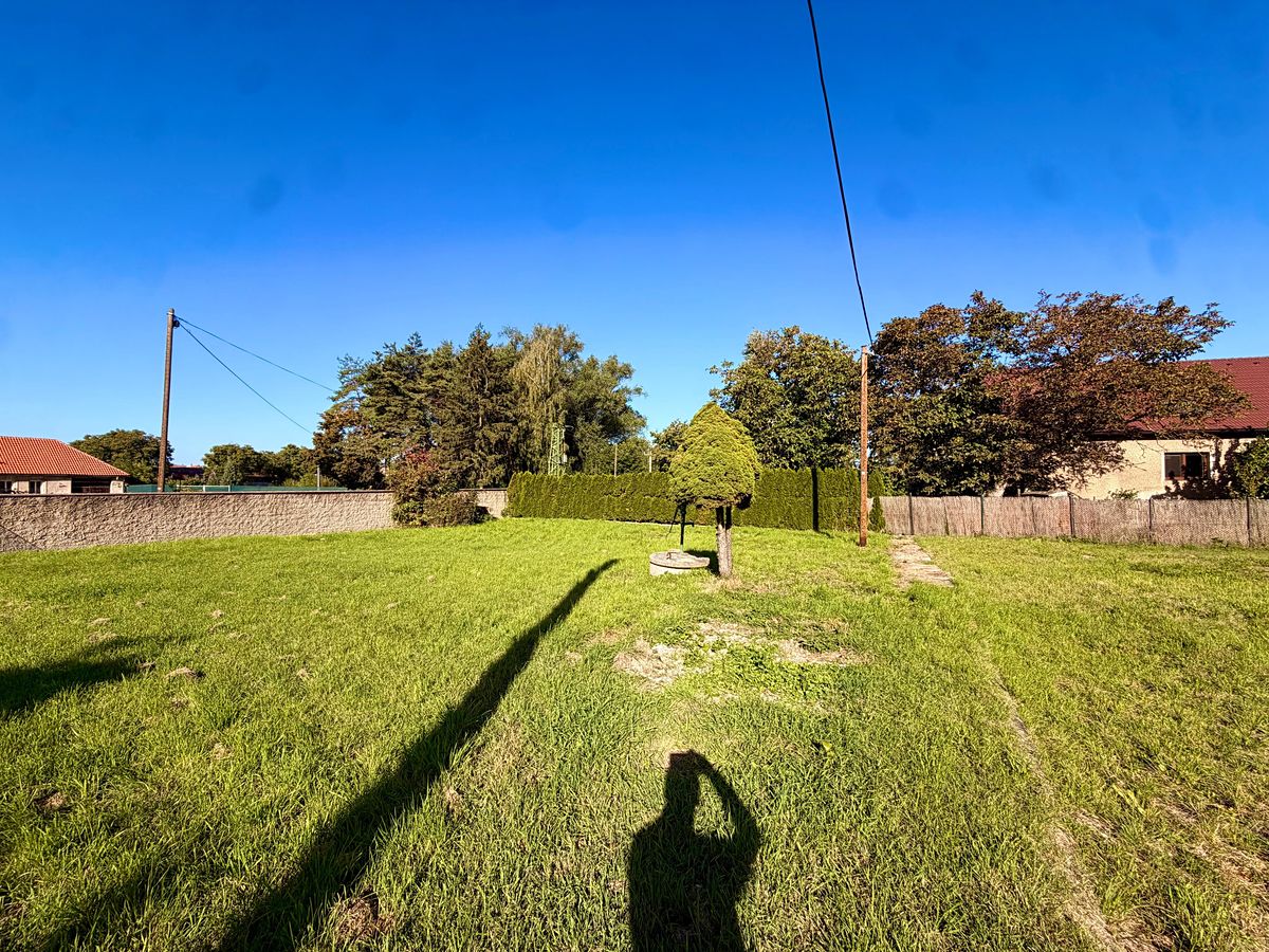 Prodej stavebního pozemku 1215 m² – fotografie 5
