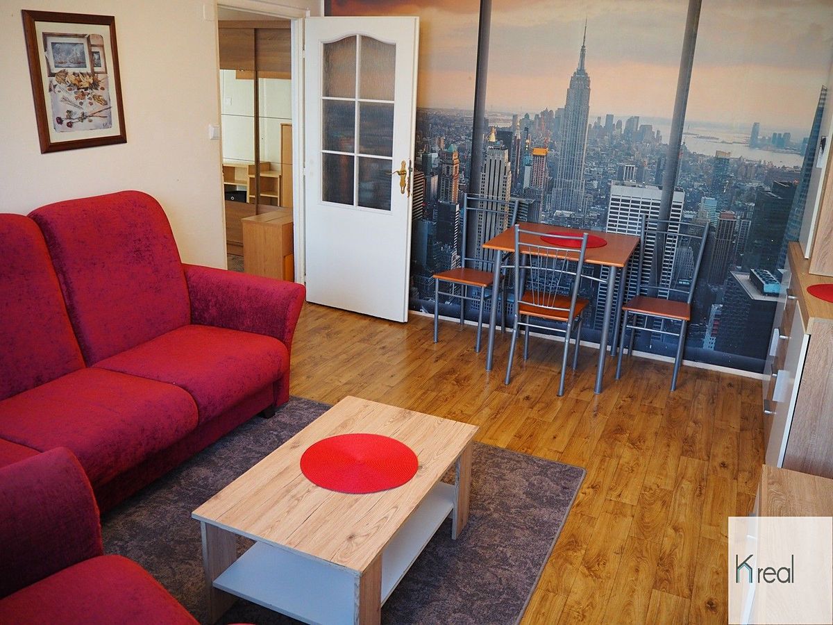 Pronájem bytu 2+1 48 m² – fotografie 2