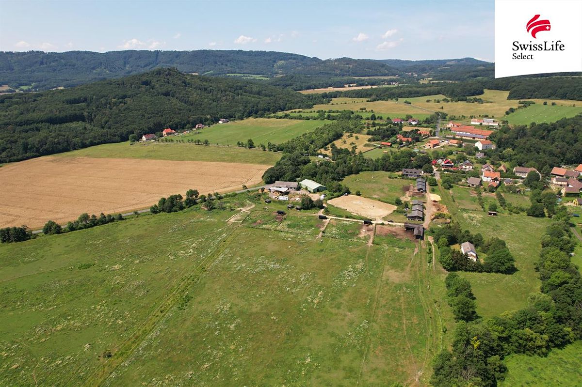 Prodej komerčního pozemku 225295 m²