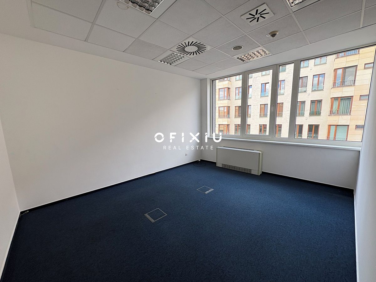 Pronájem kanceláře 177 m² – fotografie 2