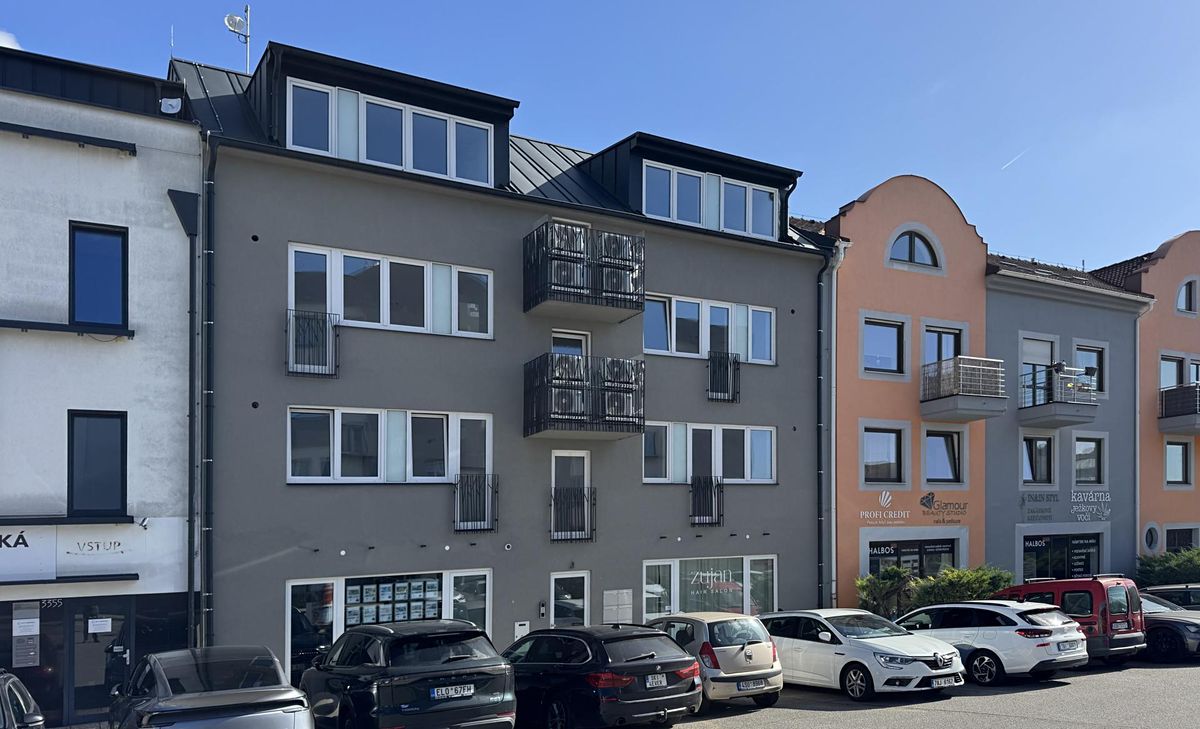 Pronájem bytu 1+kk 36 m² – fotografie 5