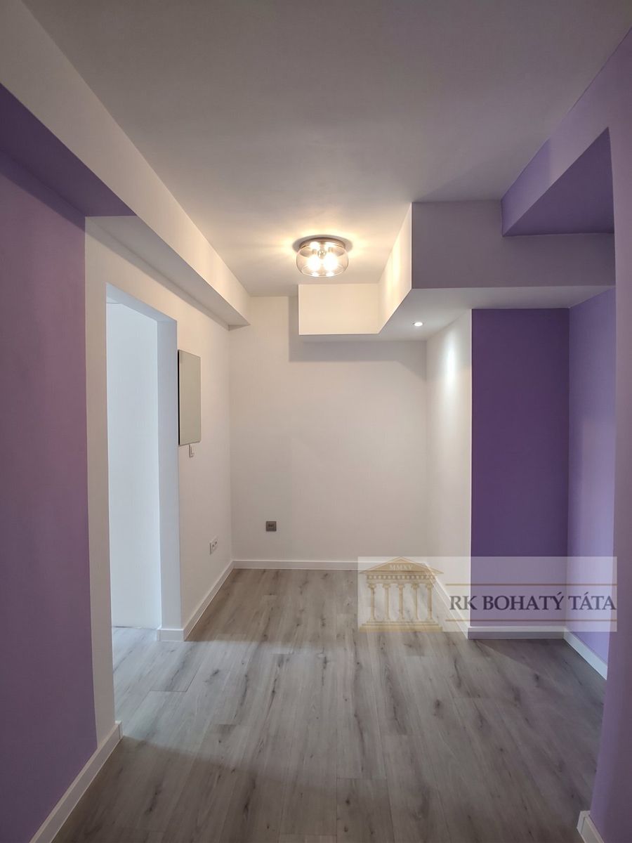 Pronájem obchodního prostoru 26 m² – fotografie 4