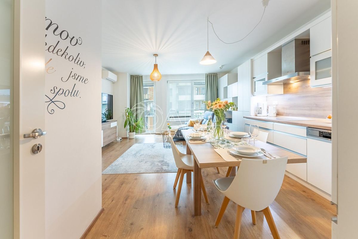 Prodej bytu 3+kk 79 m² – fotografie 3