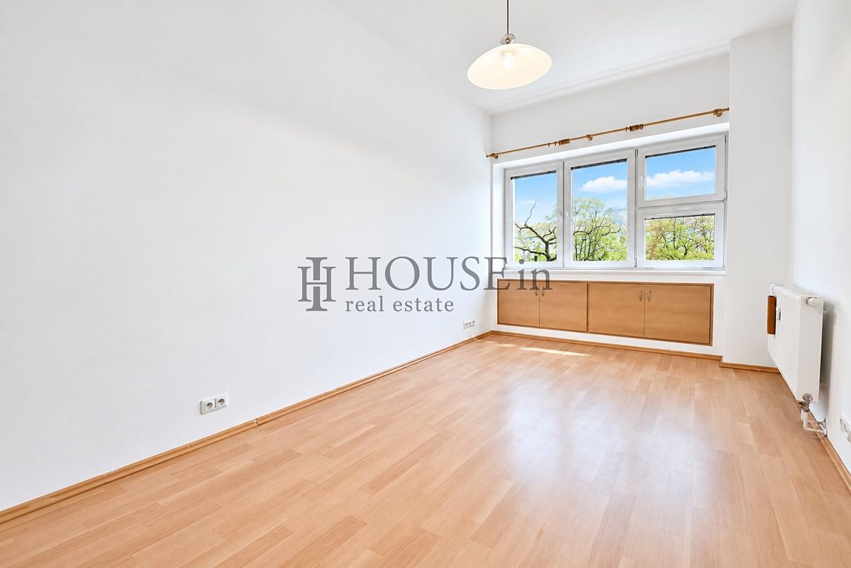 Pronájem bytu 1+kk 30 m² – fotografie 4