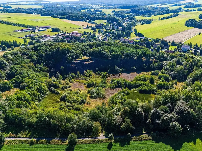 Prodej pozemku 63354 m², Heřmanice – náhled fotky 1