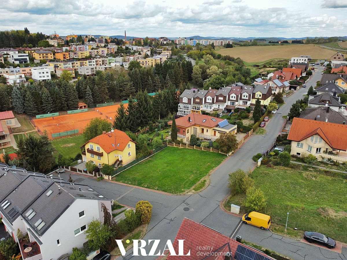 Prodej stavebního pozemku 659 m² – fotografie 5
