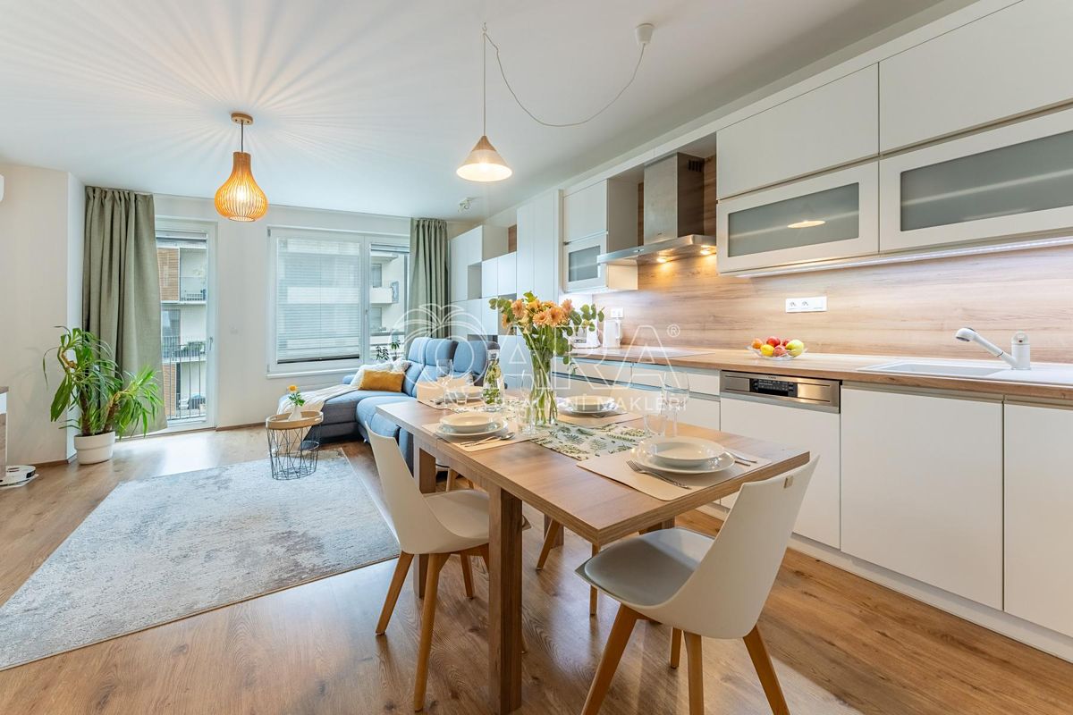 Prodej bytu 3+kk 79 m²