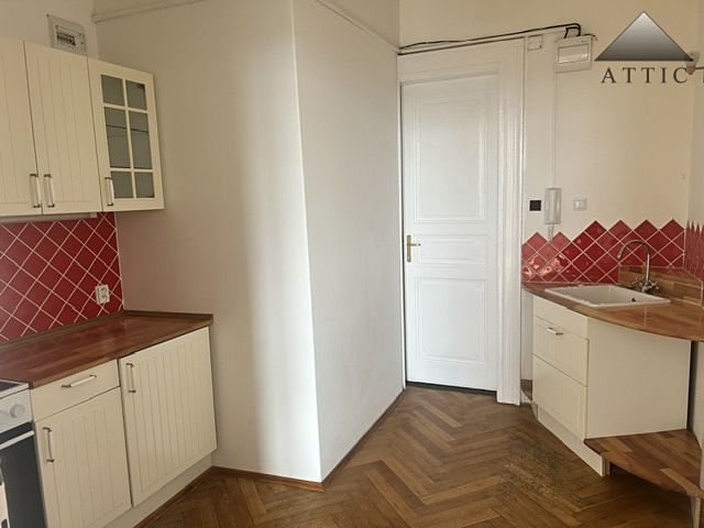 Pronájem bytu 2+kk 54 m² – fotografie 4