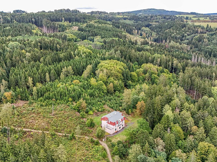 Комерційне приміщення на продаж, 899 м² (90 з 100)