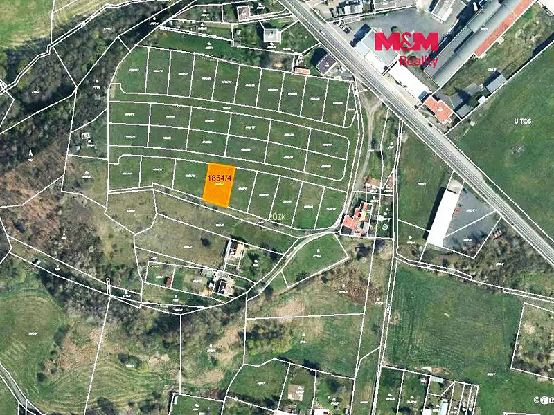 Prodej stavebního pozemku 763 m², Lubenec – náhled fotky 1