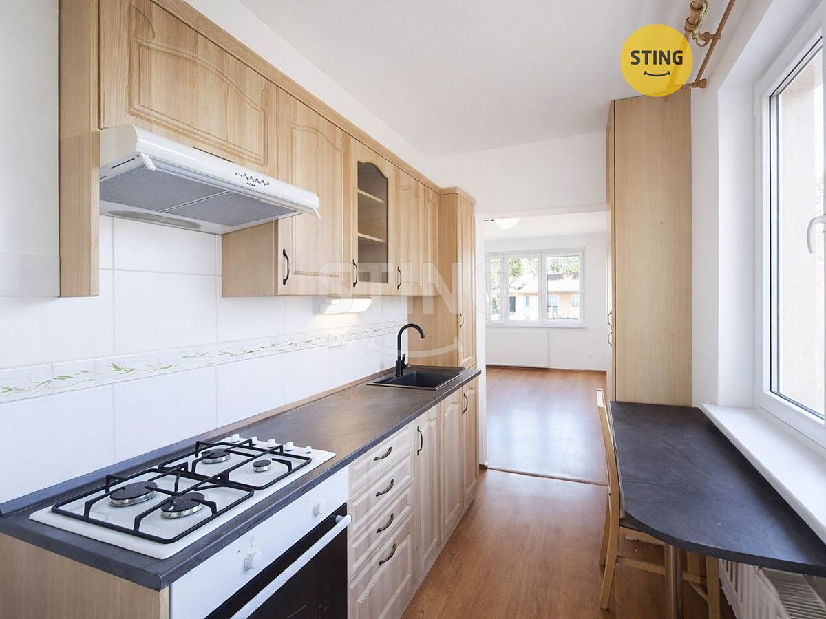 Pronájem bytu 1+1 37 m²
