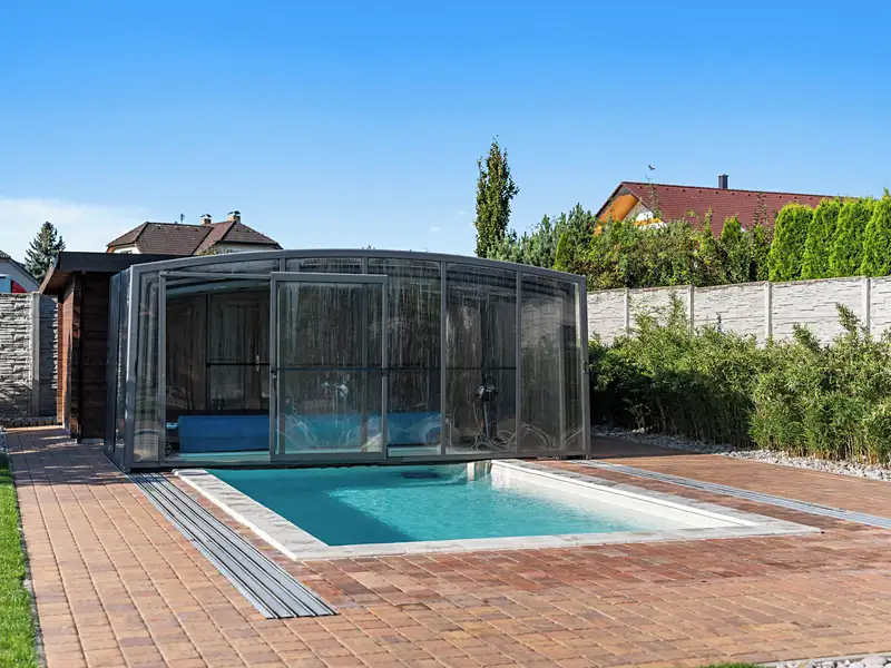 Prodej rodinného domu 350 m², pozemek 2077 m², Velké Přítočno – náhled fotky 3
