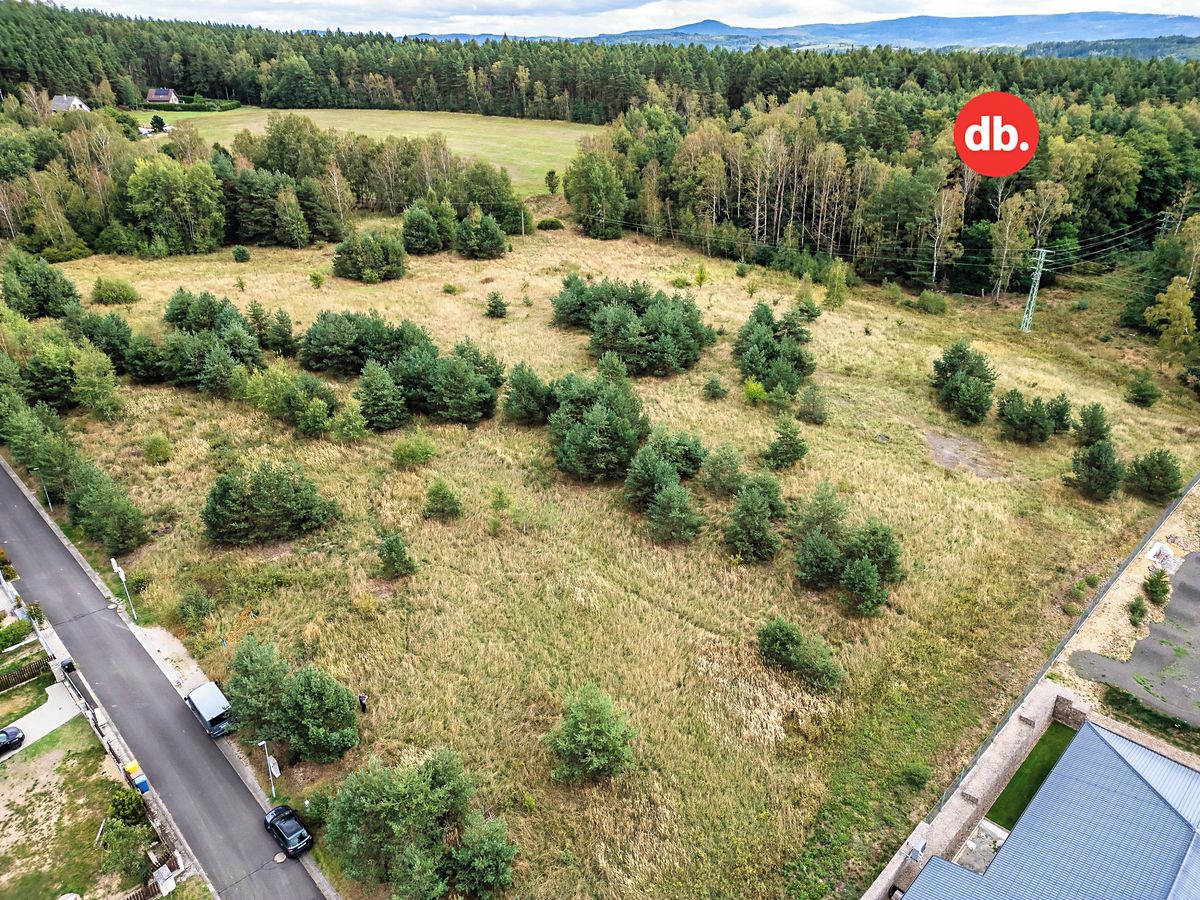 Prodej stavebního pozemku 3739 m² – fotografie 3