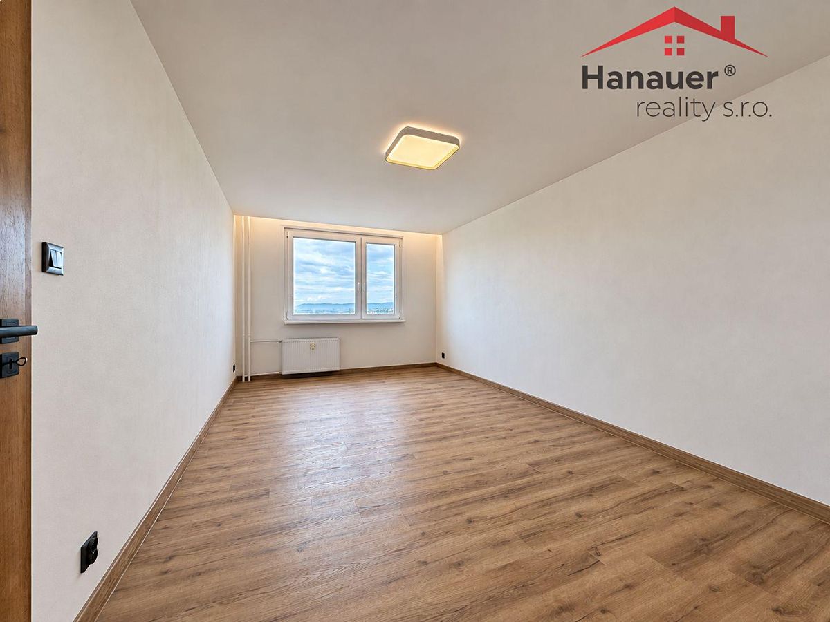 Pronájem bytu 2+1 64 m² – fotografie 4