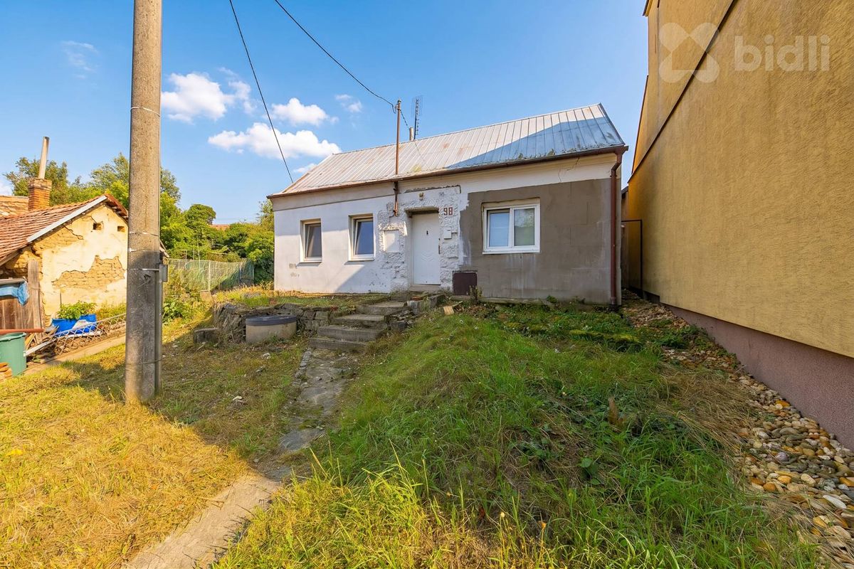 Prodej rodinného domu 100 m², pozemek 315 m²