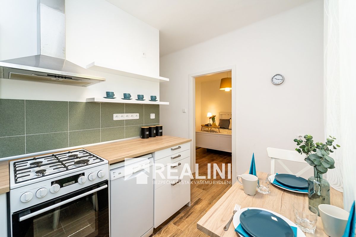 Pronájem bytu 2+1 56 m² – fotografie 2