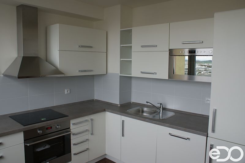 Pronájem bytu 2+kk 64 m² – fotografie 2