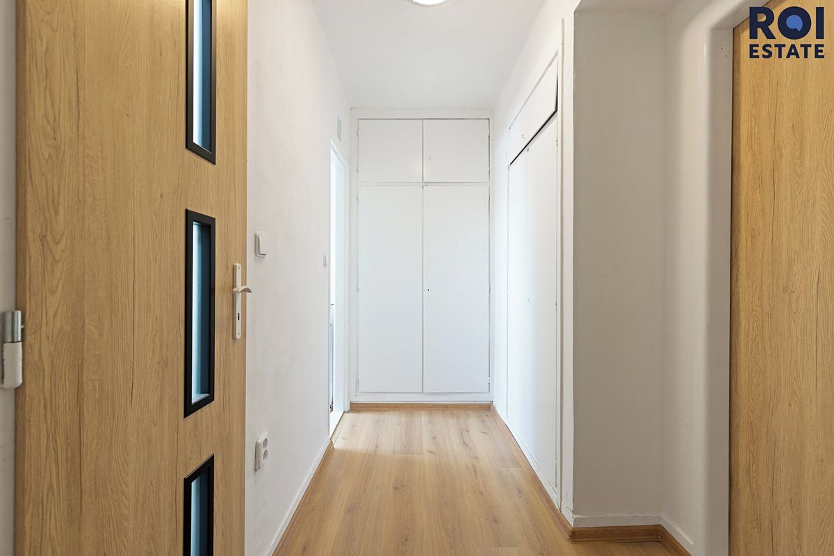 Pronájem bytu 1+1 36 m² – fotografie 2