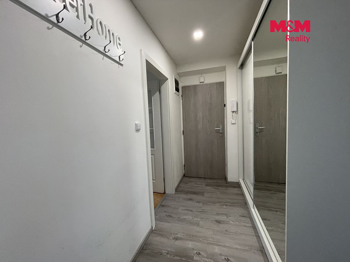 Pronájem bytu 2+1 52 m² – fotografie 3
