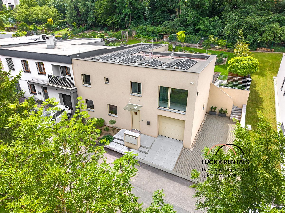 Prodej vícegeneračního domu 195 m², pozemek 514 m², Praha – fotka 1 z 3