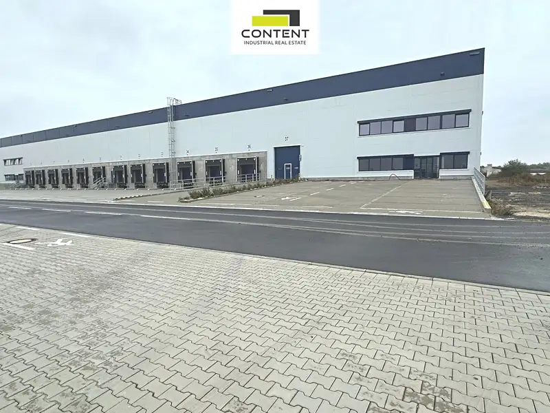 Pronájem skladového prostoru 5000 m², Kladno – náhled fotky 1