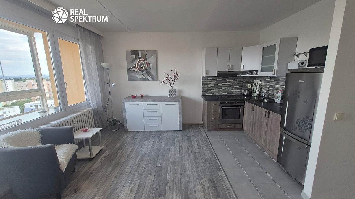 Pronájem bytu 1+kk 28 m²