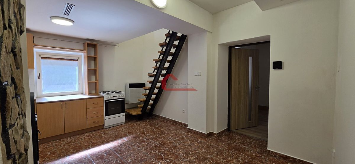 Pronájem bytu 1+1 45 m²