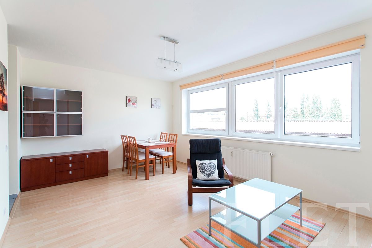 Pronájem bytu 2+kk 56 m²