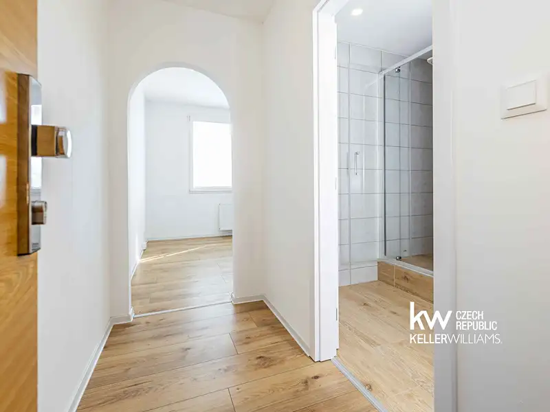 Prodej bytu 1+1 36 m², Bílina – náhled fotky 2