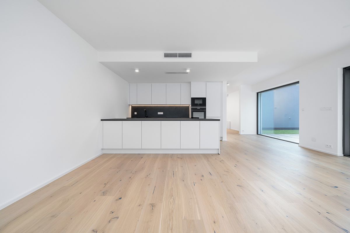 Pronájem bytu 3+kk 150 m² – fotografie 4