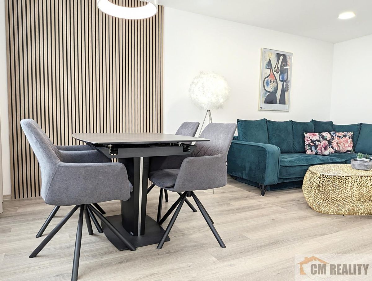 Pronájem bytu 3+kk 68 m² – fotografie 2