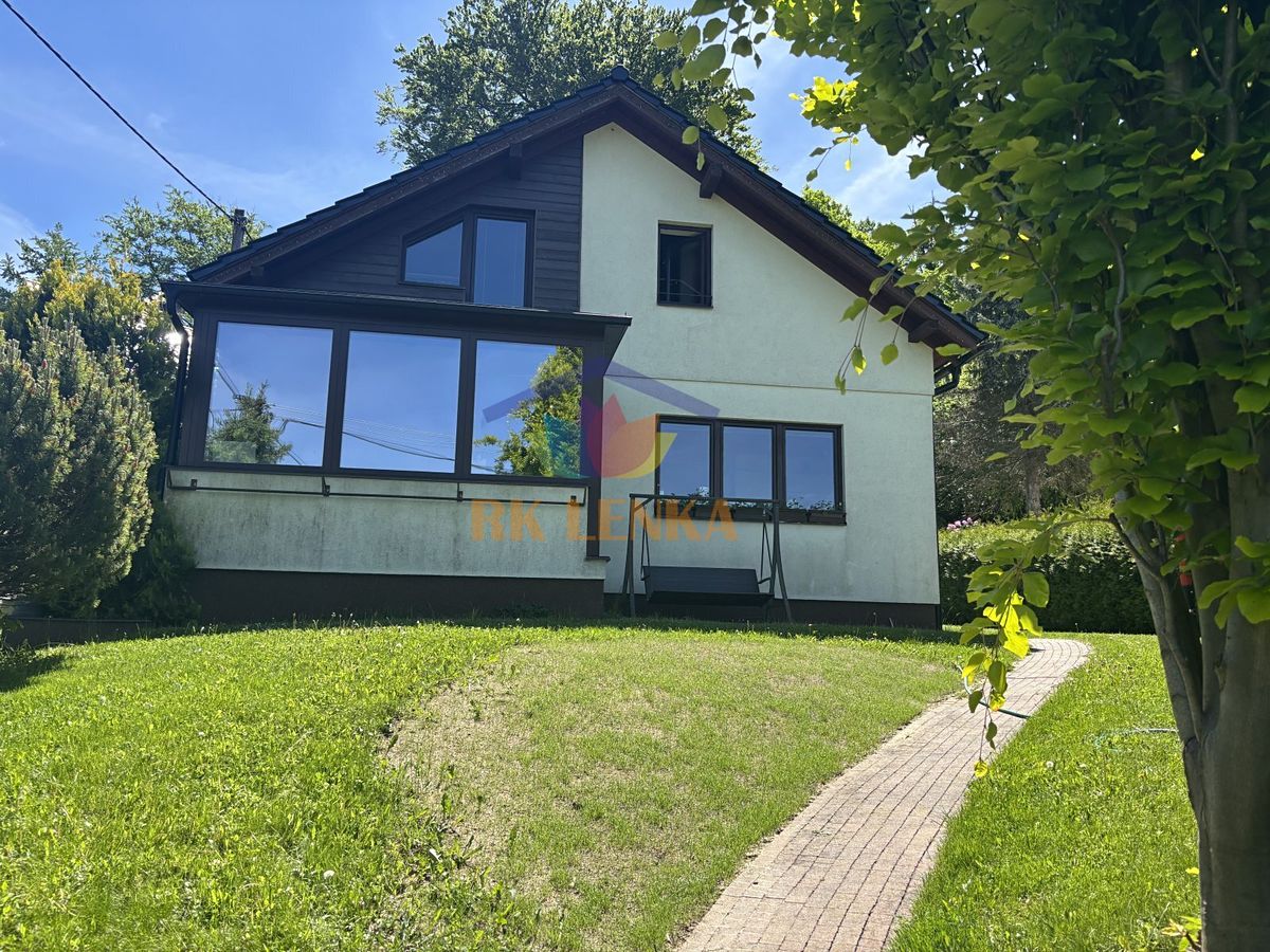 Pronájem rodinného domu 120 m², pozemek 806 m²