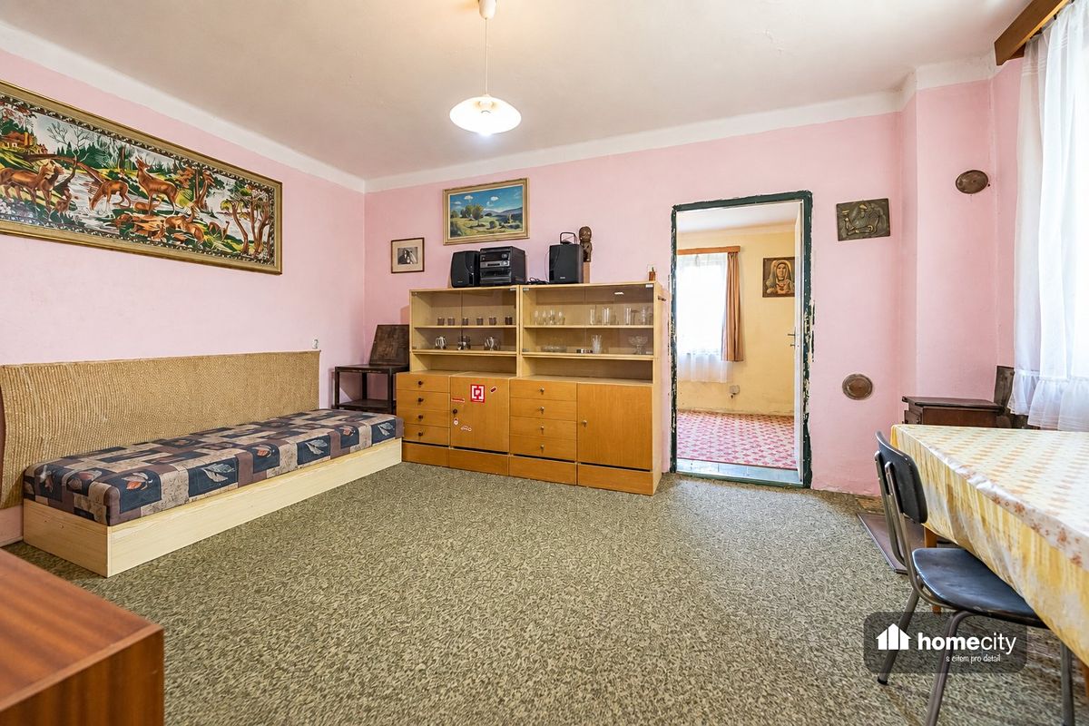 Prodej rodinného domu 90 m², pozemek 864 m² – fotografie 4