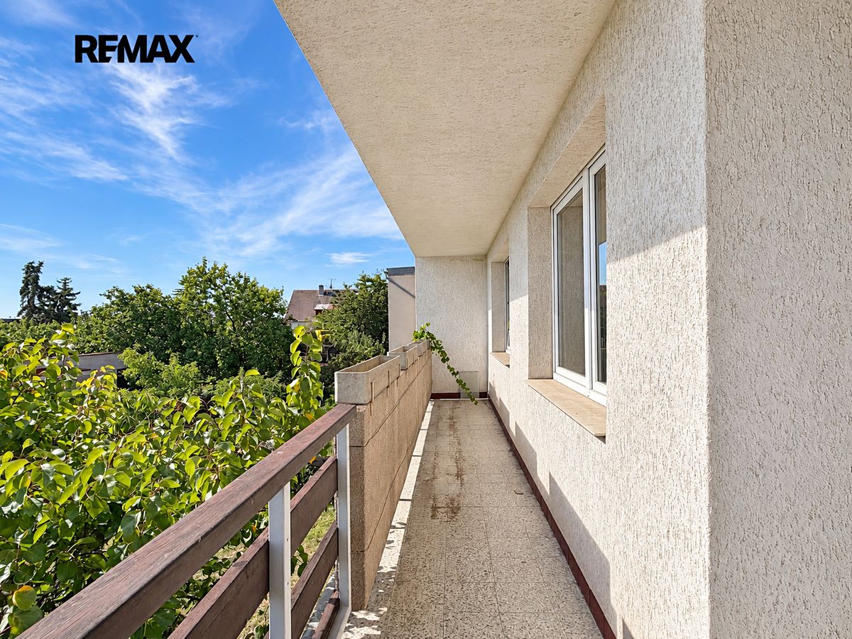 Prodej rodinného domu 202 m², pozemek 790 m² – fotografie 4
