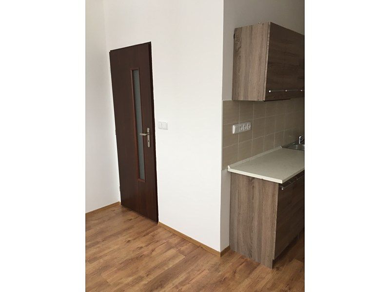 Pronájem bytu 2+1 63 m² – fotografie 2