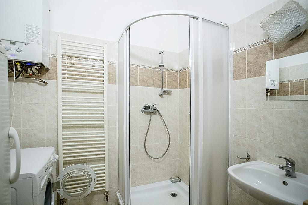 Pronájem bytu 1+kk 30 m² – fotografie 4