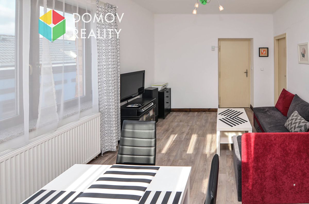 Pronájem bytu 2+kk 44 m² – fotografie 2