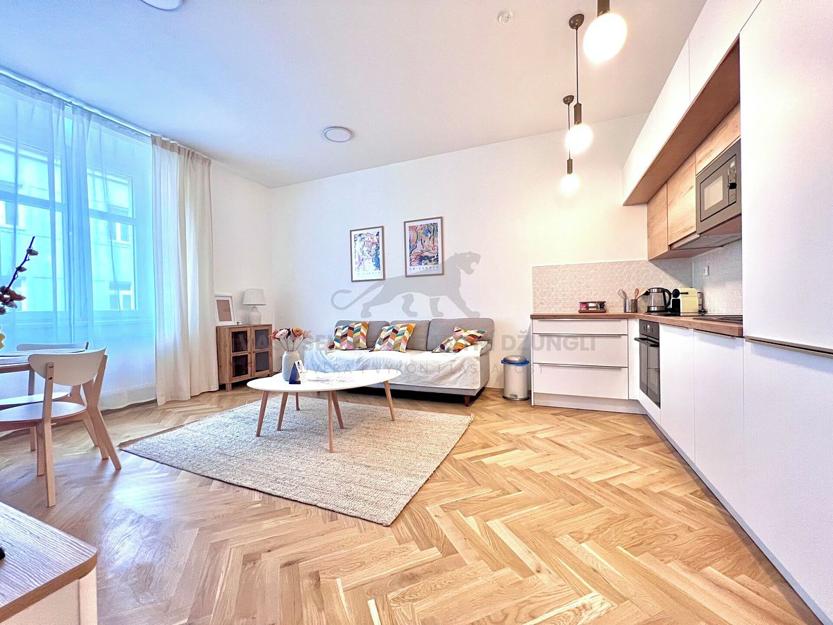 Pronájem bytu 3+kk 72 m² – fotografie 2