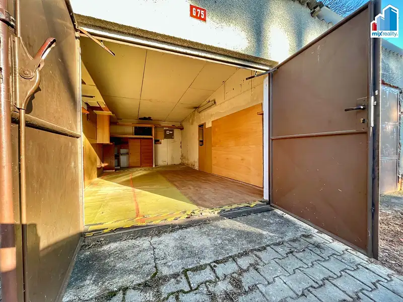 Prodej garáže 23 m², Tlučná – náhled fotky 1