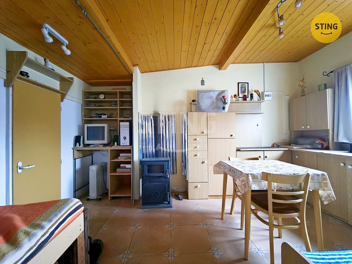 Prodej chaty 24 m², pozemek 180 m² – fotografie 2