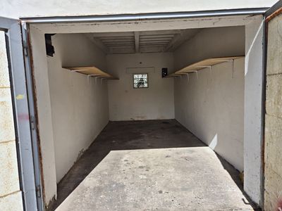Pronájem garáže 16 m²