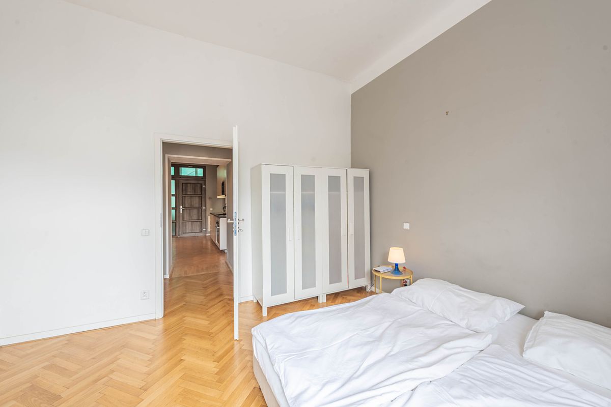 Pronájem bytu 1+1 38 m² – fotografie 2