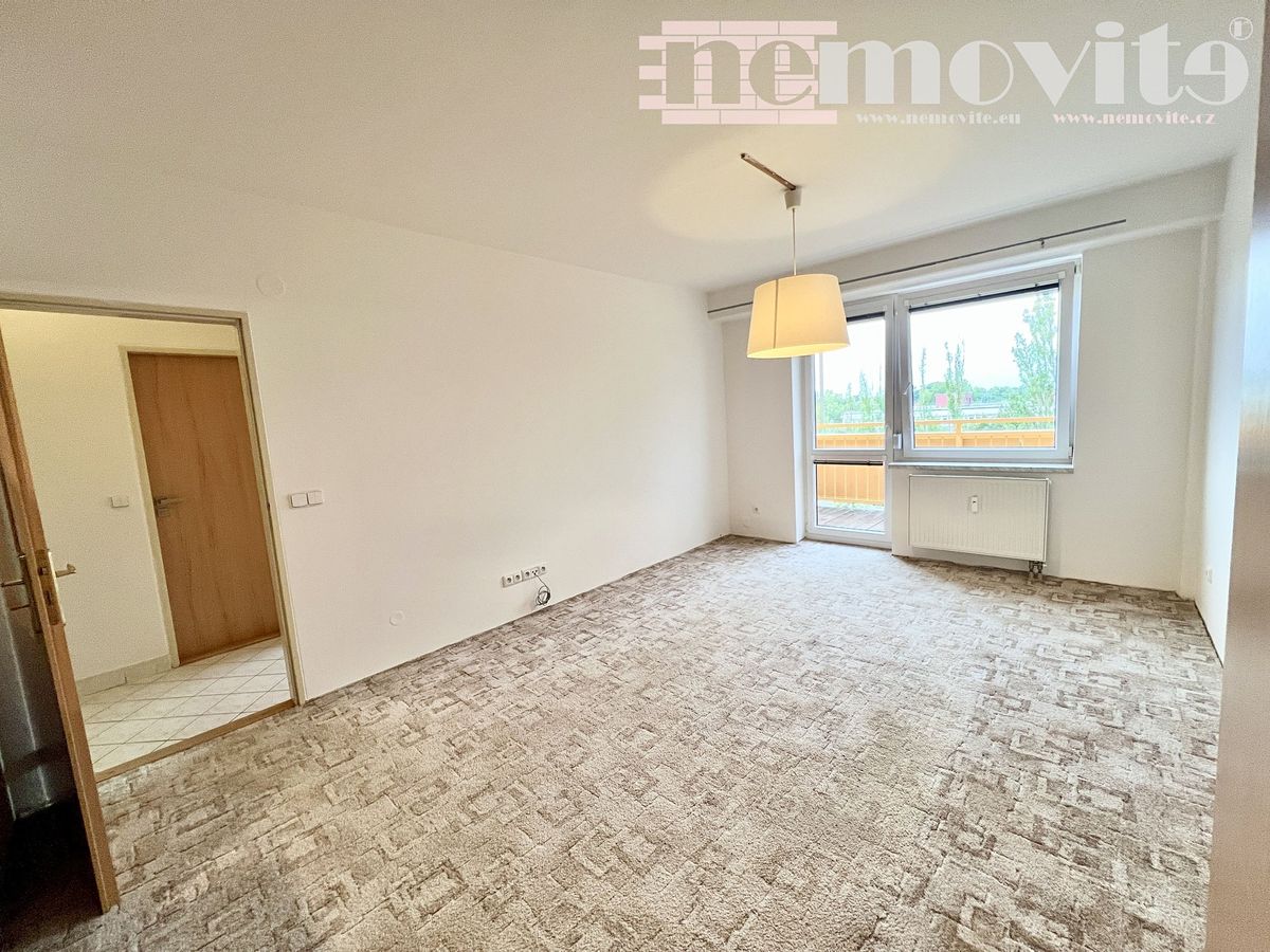 Pronájem bytu 2+kk 48 m² – fotografie 2