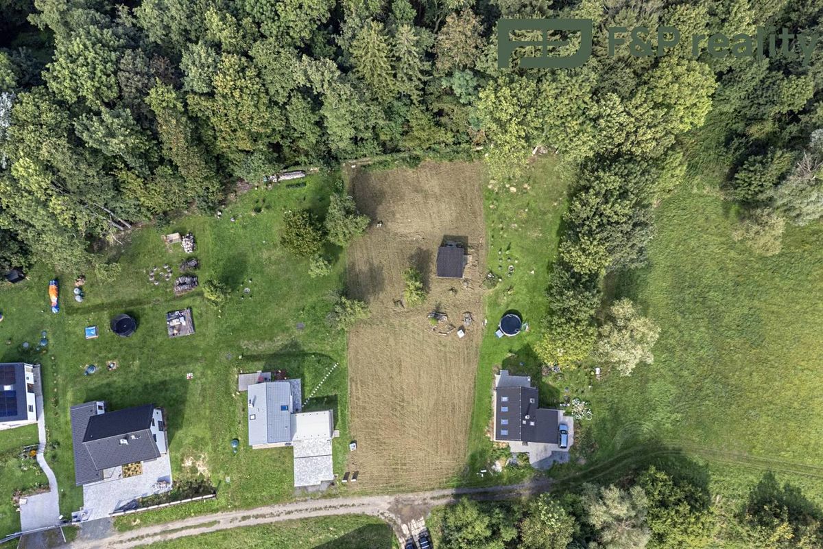 Prodej stavebního pozemku 1791 m² – fotografie 3